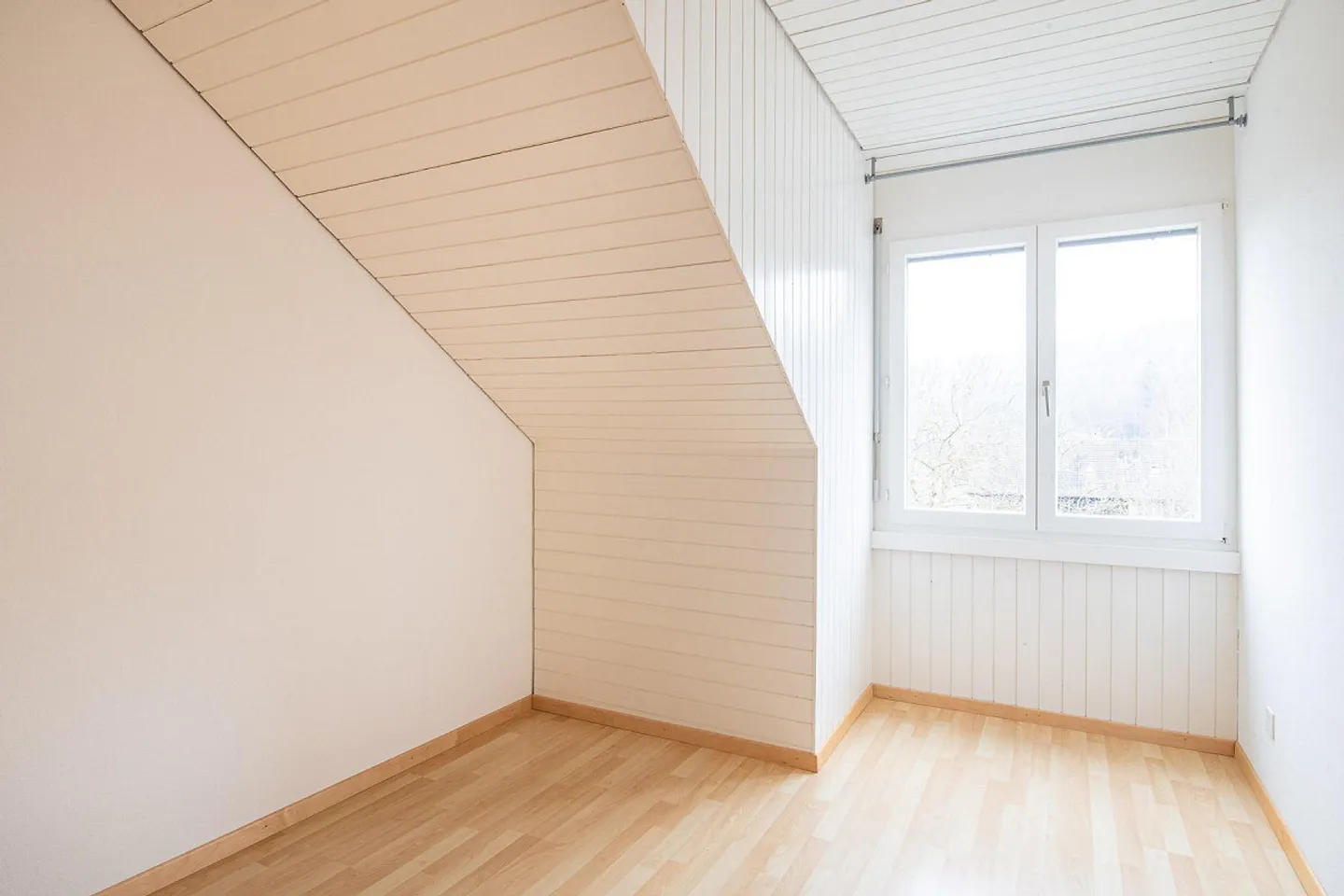 4.5 Zimmerwohnung in Feuerthalen - Foto 9 von 12