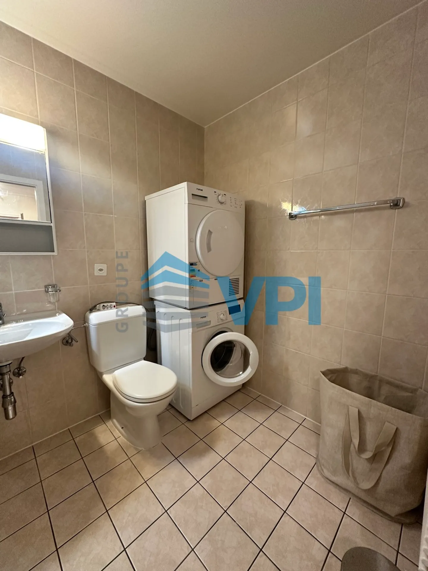 7-room apartment in Plainpalais - Photo 10 of 11