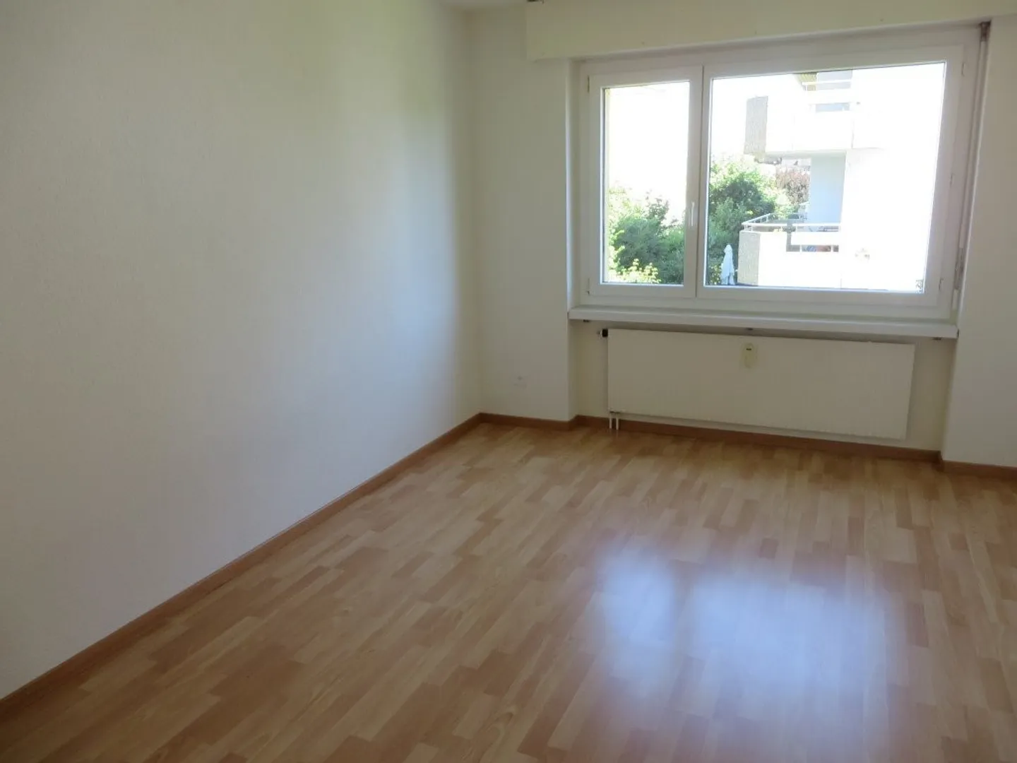 Appartement à Lotzwil, nouveau parquet - Photo 3 sur 7