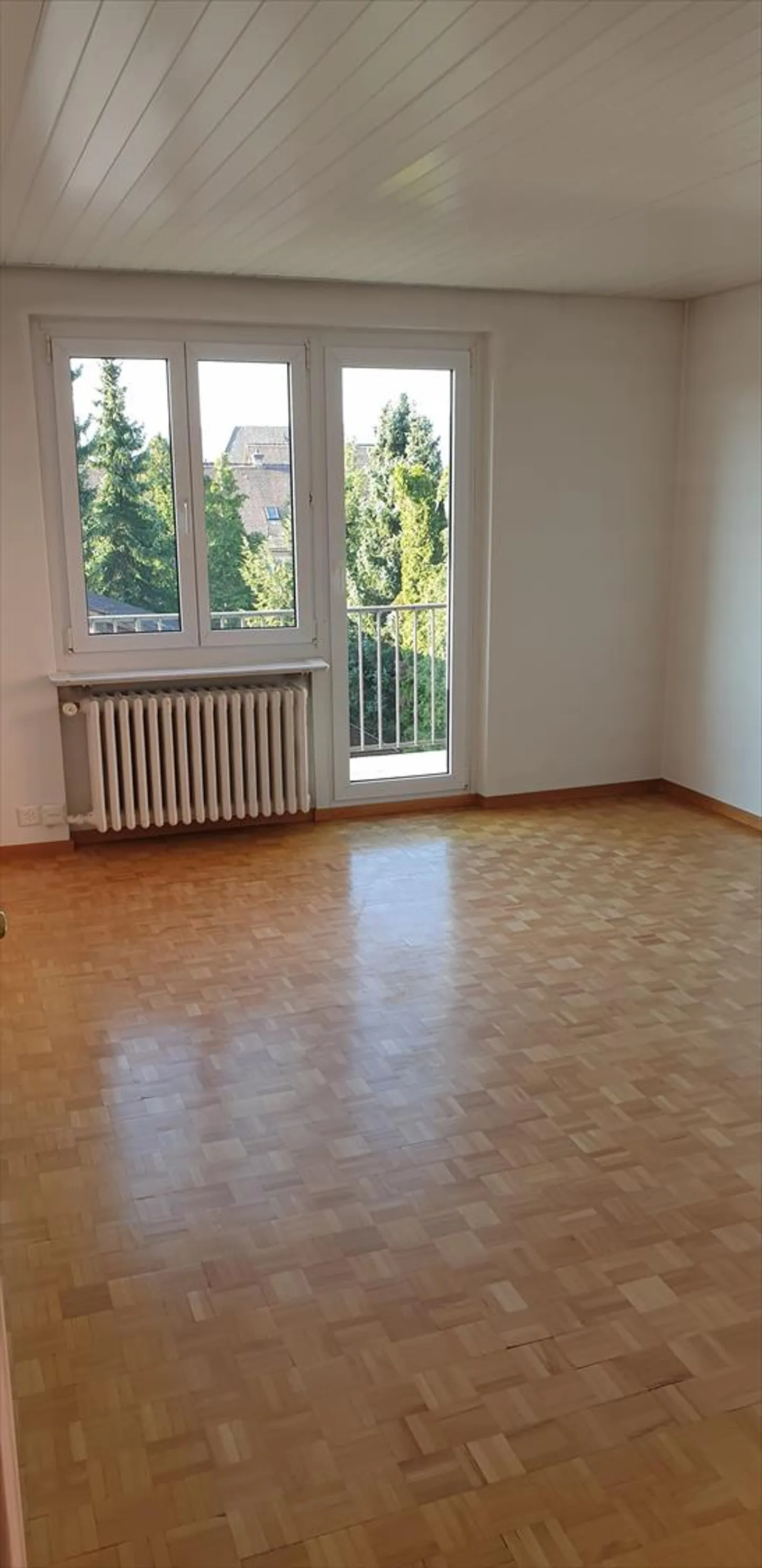 Bright 2-room apartment in a quiet location at Hönggerberg - Photo 1 of 6