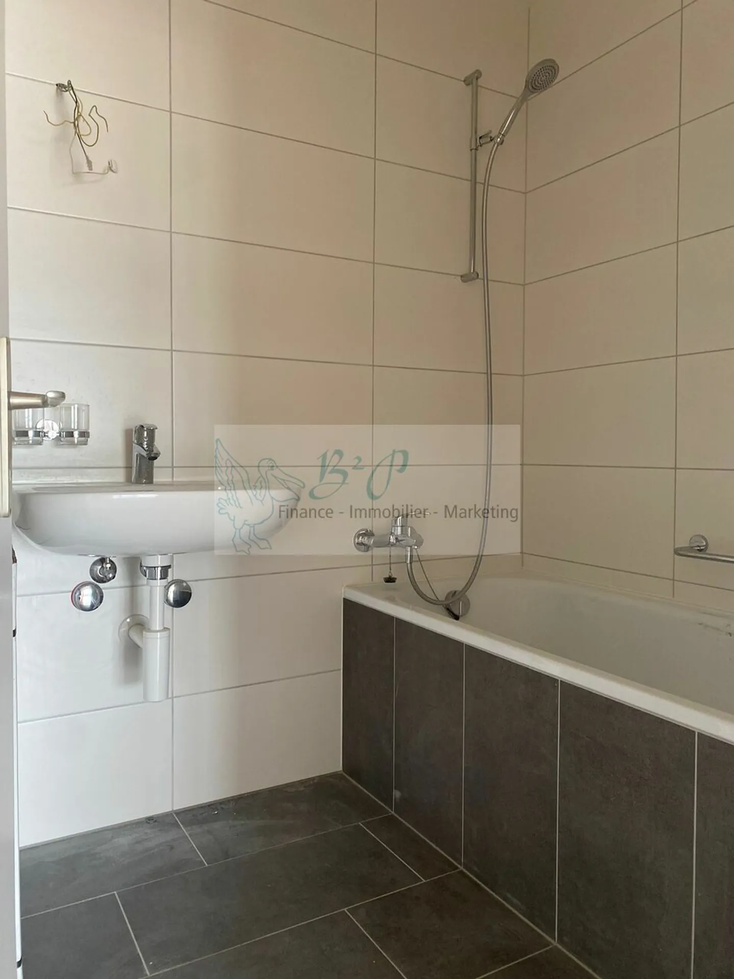 Apartment for rent - Photo 8 of 10