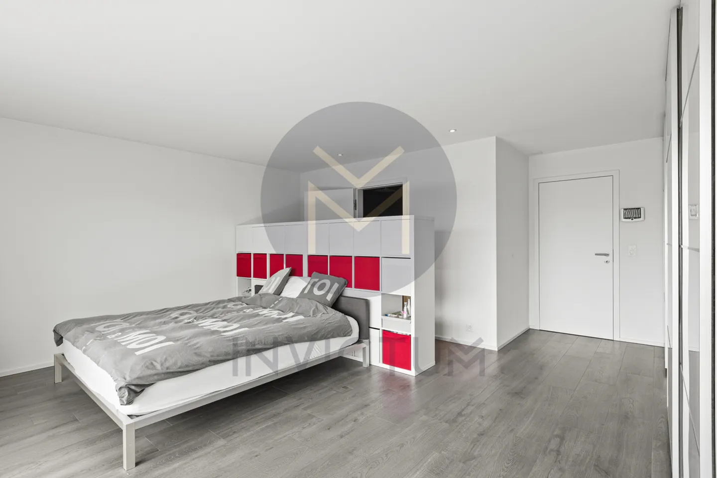 Villa contemporanea eccezionale con terrazza e giardino - Foto 11 di 23