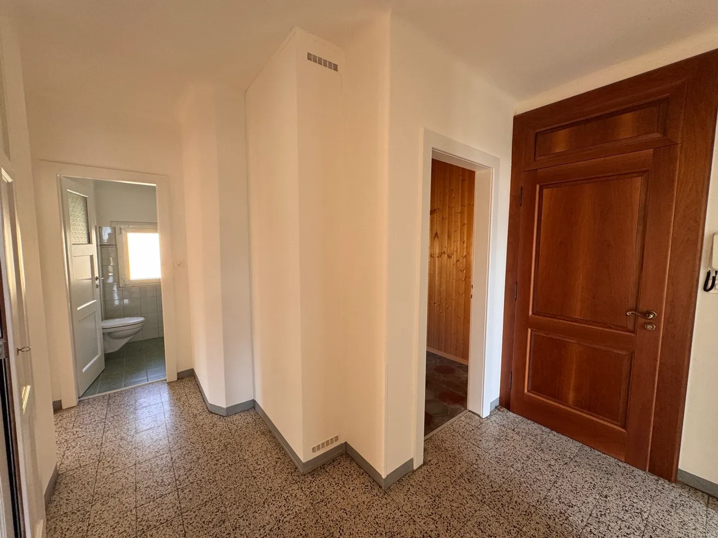 Wohnung mieten - Foto 6 von 10