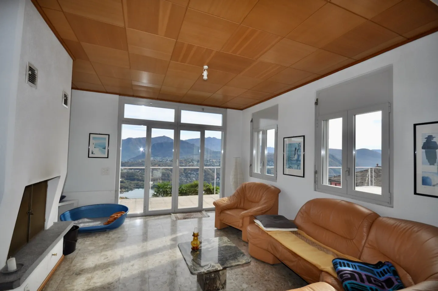Villa Bifamiliare con Vista Panoramica a 180° su Lago e sui Monti - Foto 10 di 27