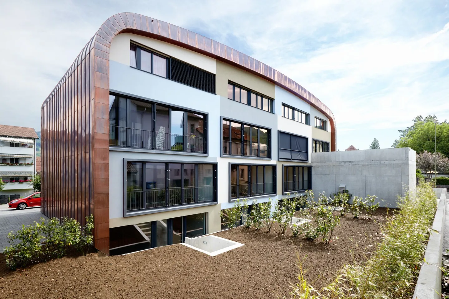 Maisonette apartment with garden share and winter garden - Photo 1 of 4