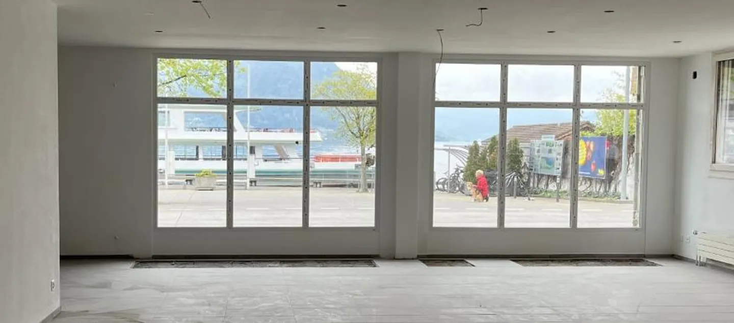 Propriété d'investissement attrayante dans un emplacement privilégié à Beckenried – Espace commercial... - Photo 5 sur 7