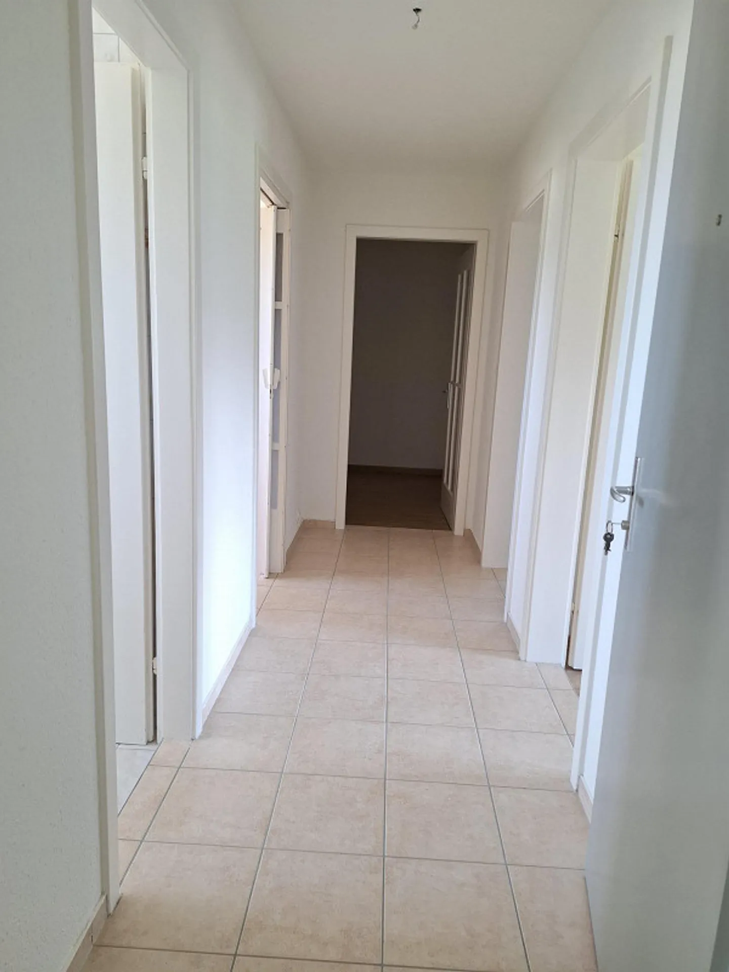 Appartamento 3 stanze con balcone - Foto 3 di 8