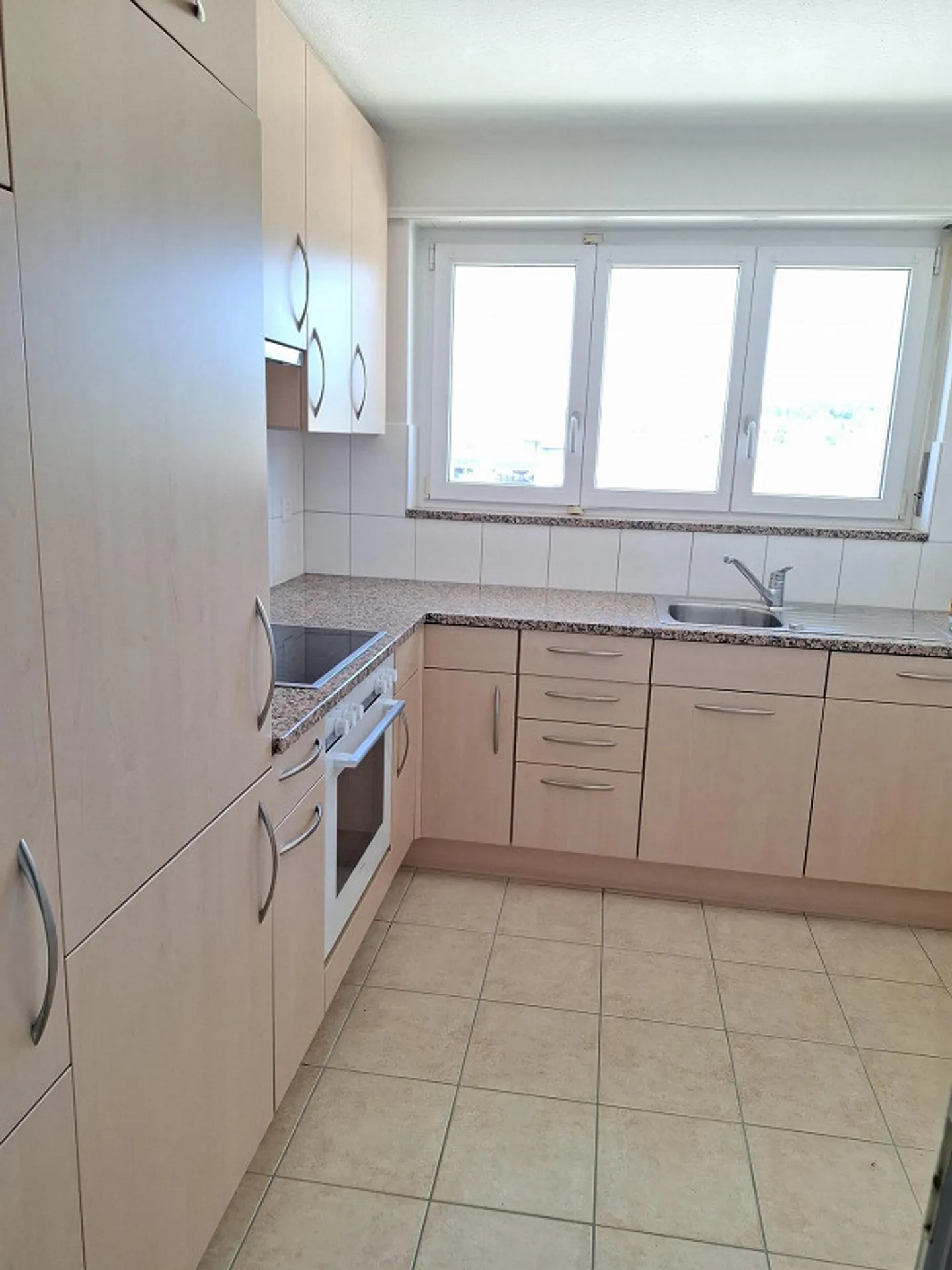 Appartamento 3 stanze con balcone - Foto 4 di 8