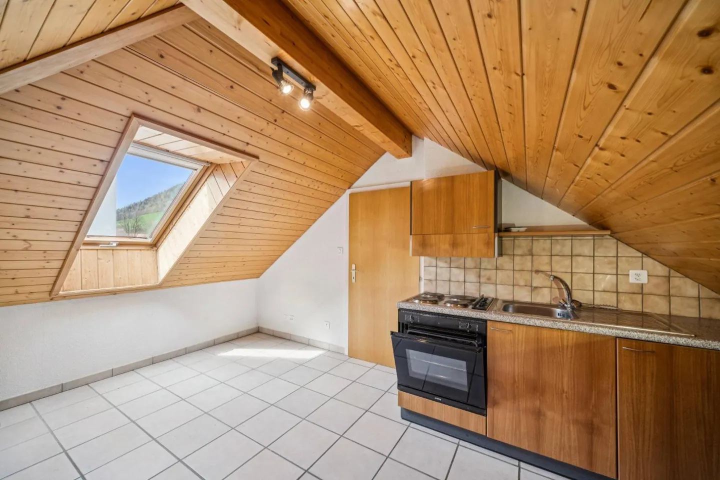 Charmantes Reihenhaus in Fleurier - Foto 6 von 13