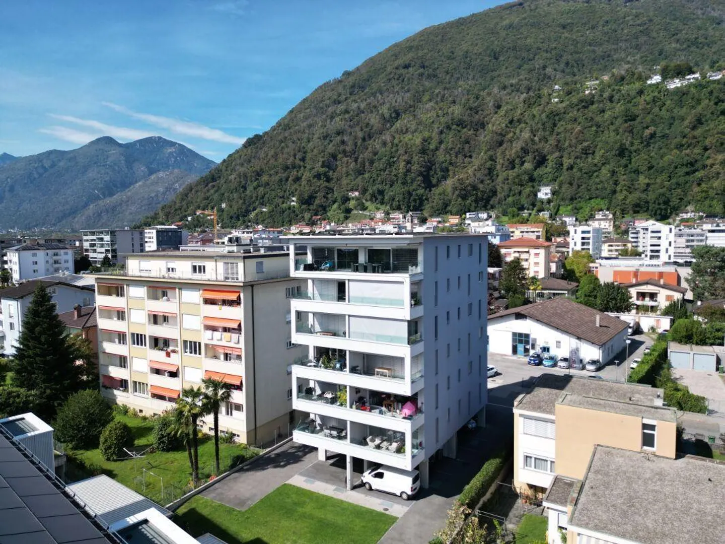 Appartement moderne 3,5 pièces à Locarno - Photo 2 sur 13