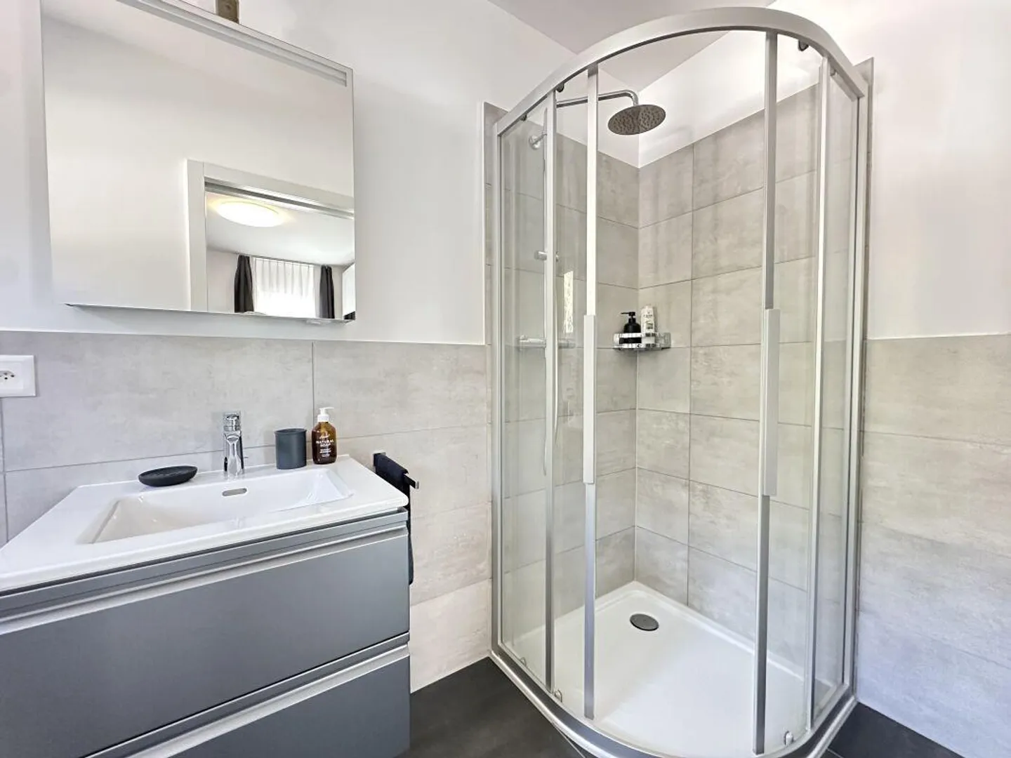 Appartement moderne 3,5 pièces à Locarno - Photo 11 sur 13
