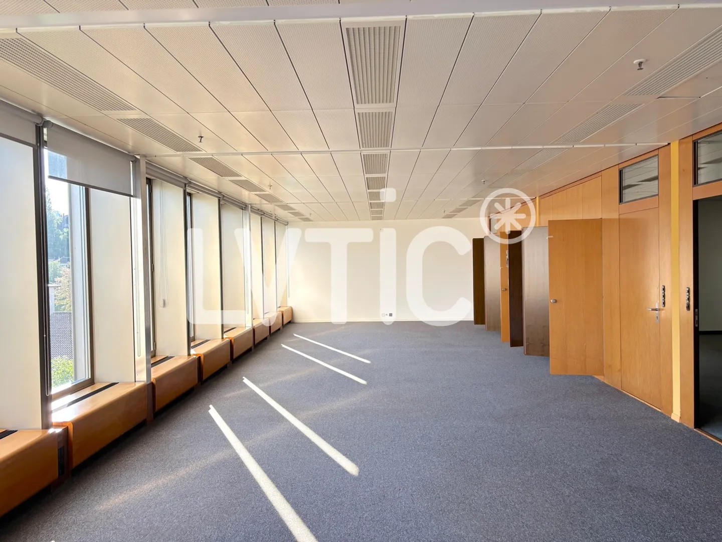 700 m2 offices divisible from 300 m2 for rent in Prilly-Malley - Photo 4 of 9