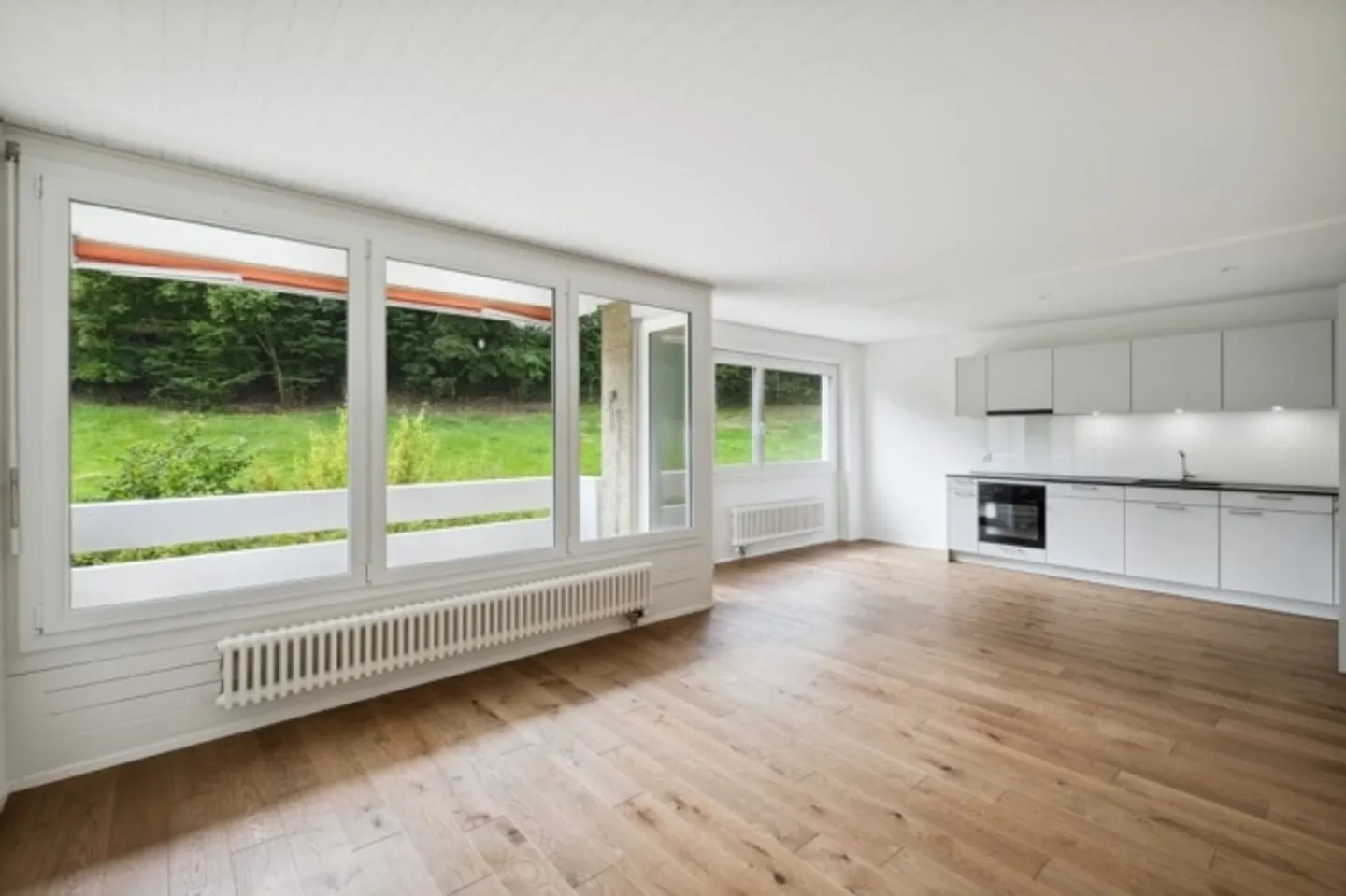 Appartement 2.5 pièces avec balcon et beaucoup de lumière à Köniz - Photo 2 sur 10