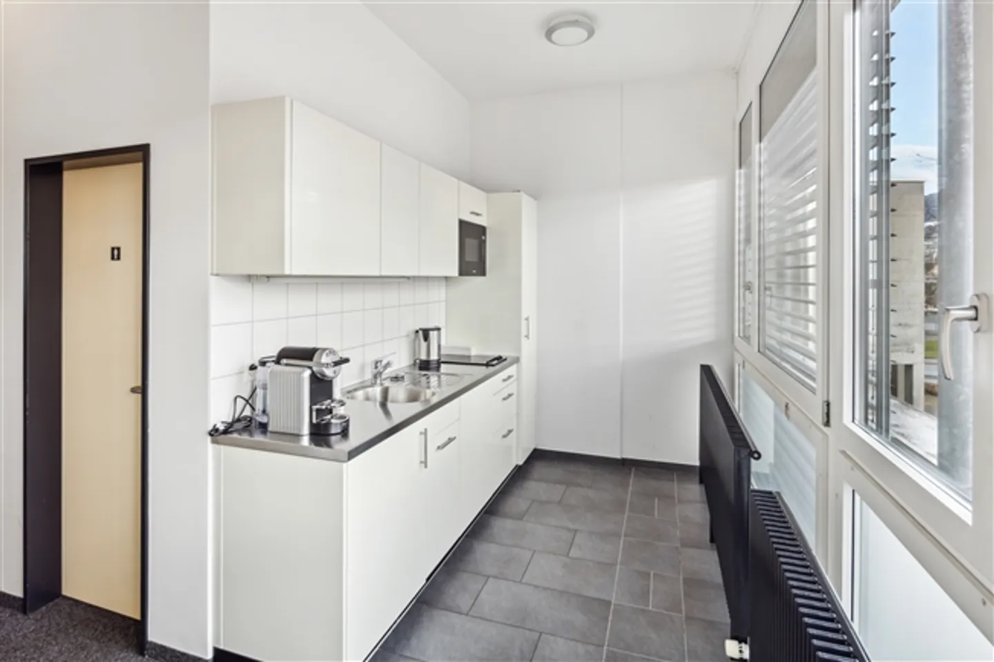 Grande Opportunità - Locali Ufficio Centrali - Foto 10 di 10