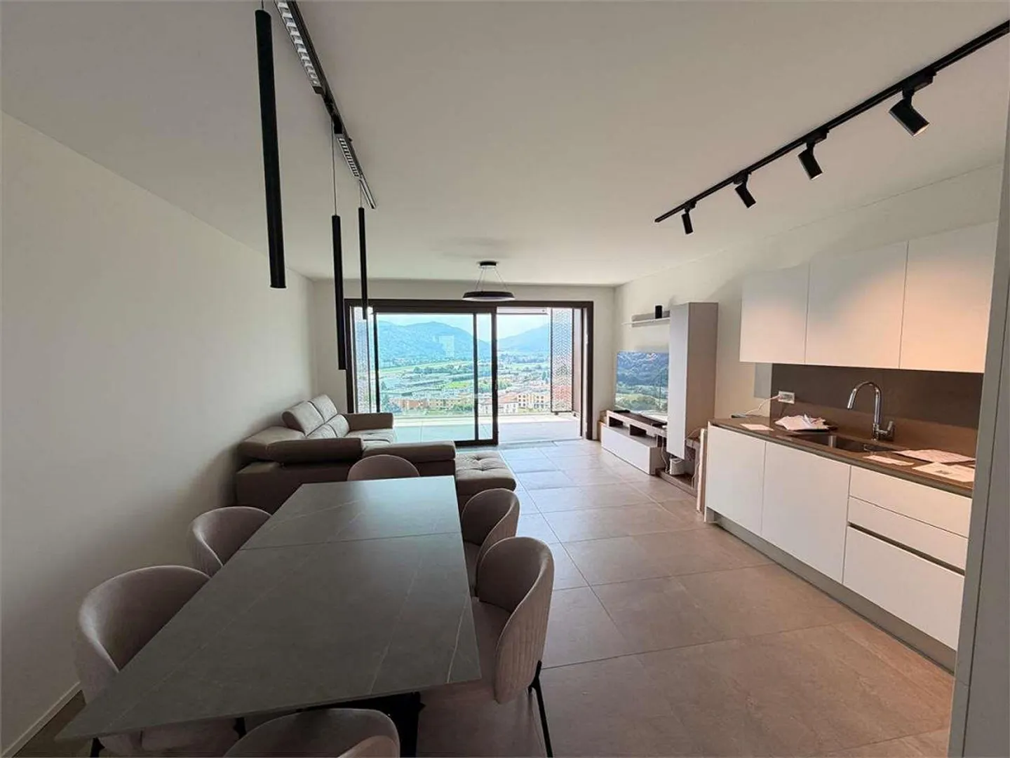 Nouvel appartement 3.5 pièces Bioggio - Lugano - Photo 1 sur 12
