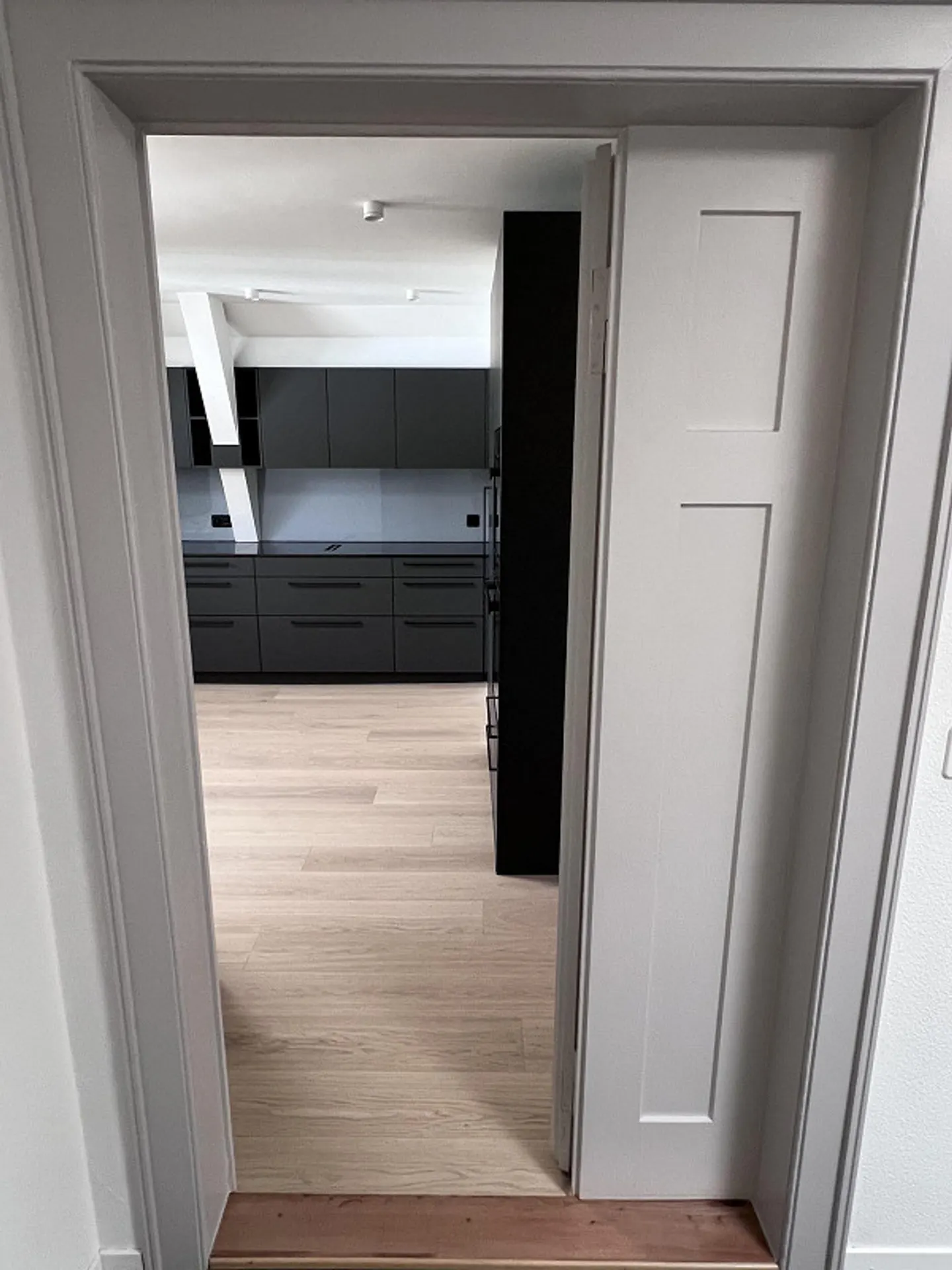 Appartement en penthouse de 6 pièces - Photo 2 sur 15