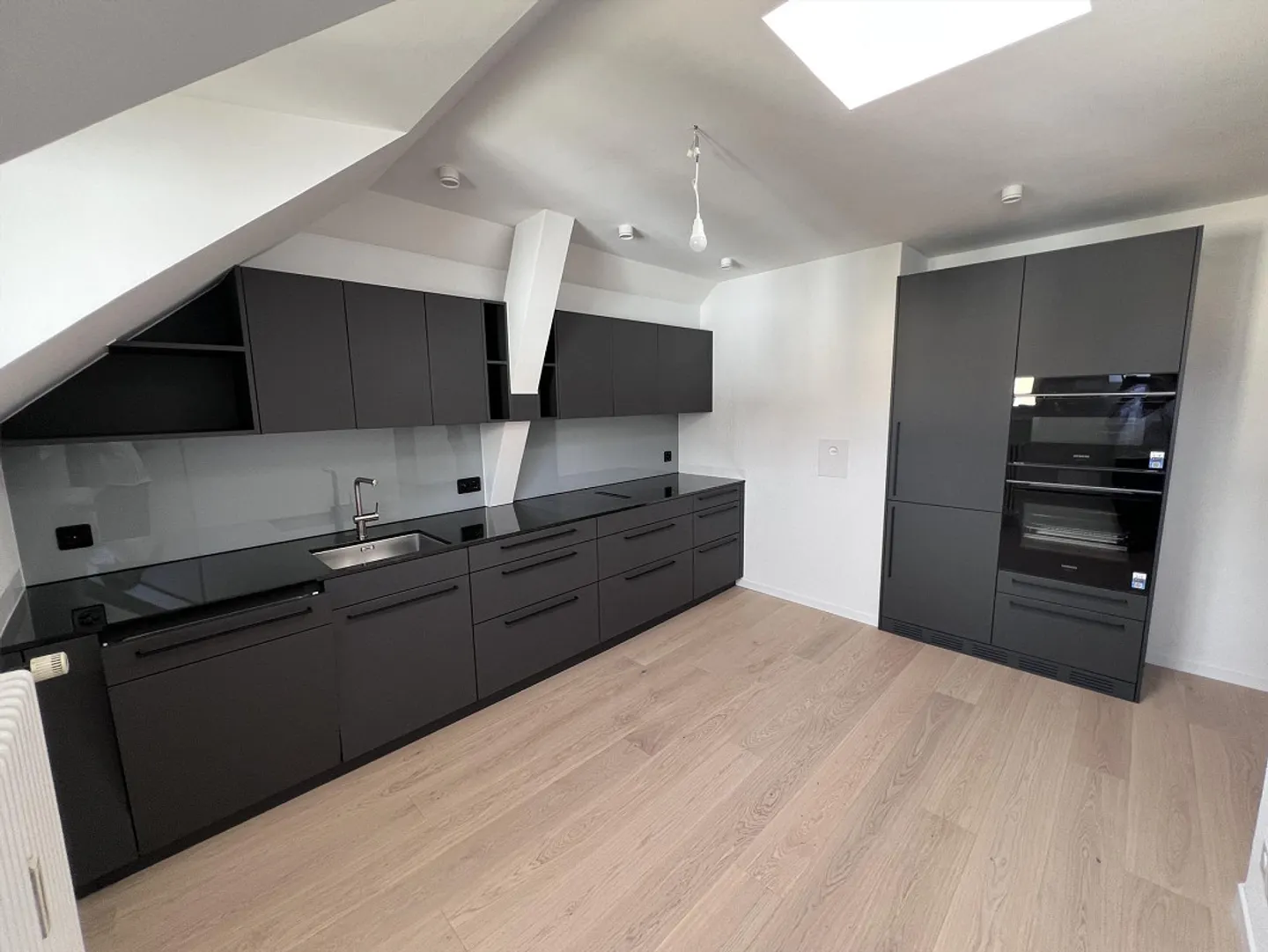 Appartement en penthouse de 6 pièces - Photo 3 sur 15