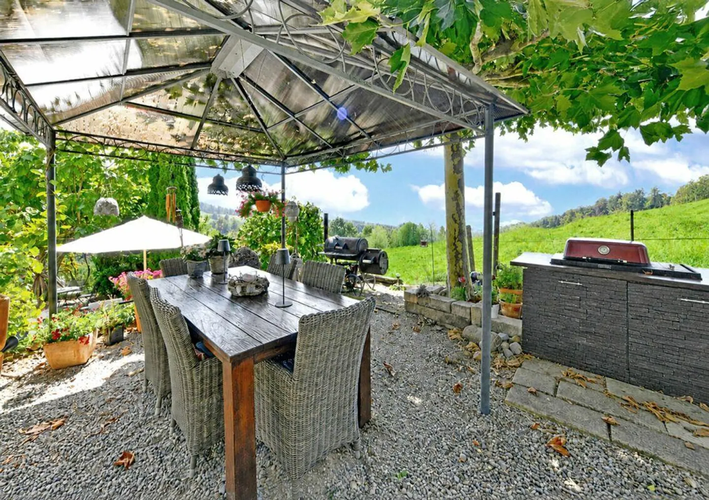 5.5-Room Farmhouse Half Above the Fog with a Wide View - Photo 11 of 21