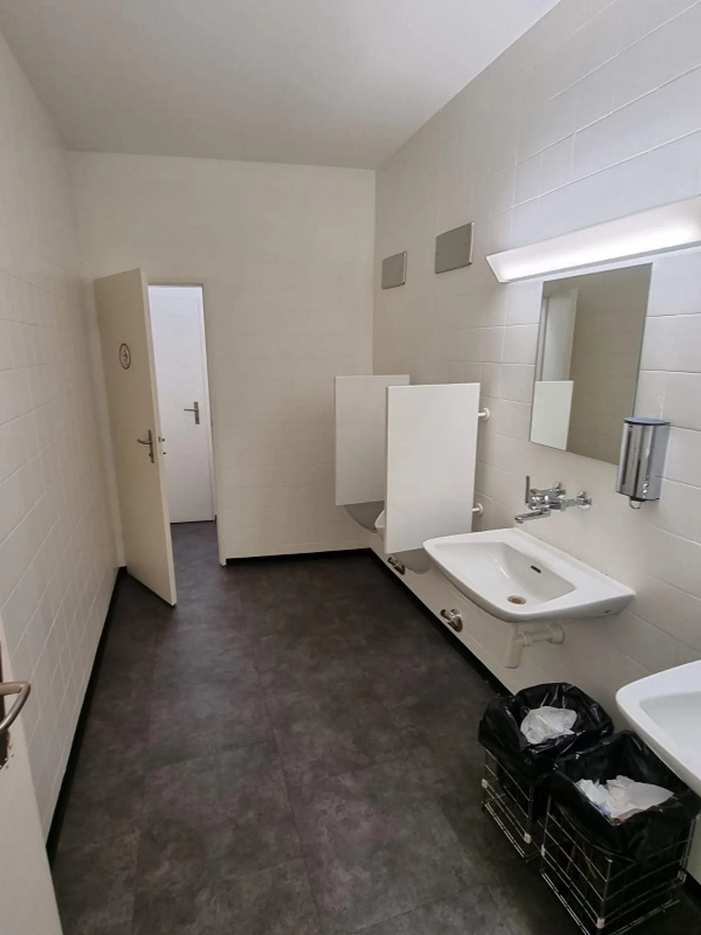 Repräsentative Büroräumlichkeiten an der Heuwaage - Foto 7 von 9