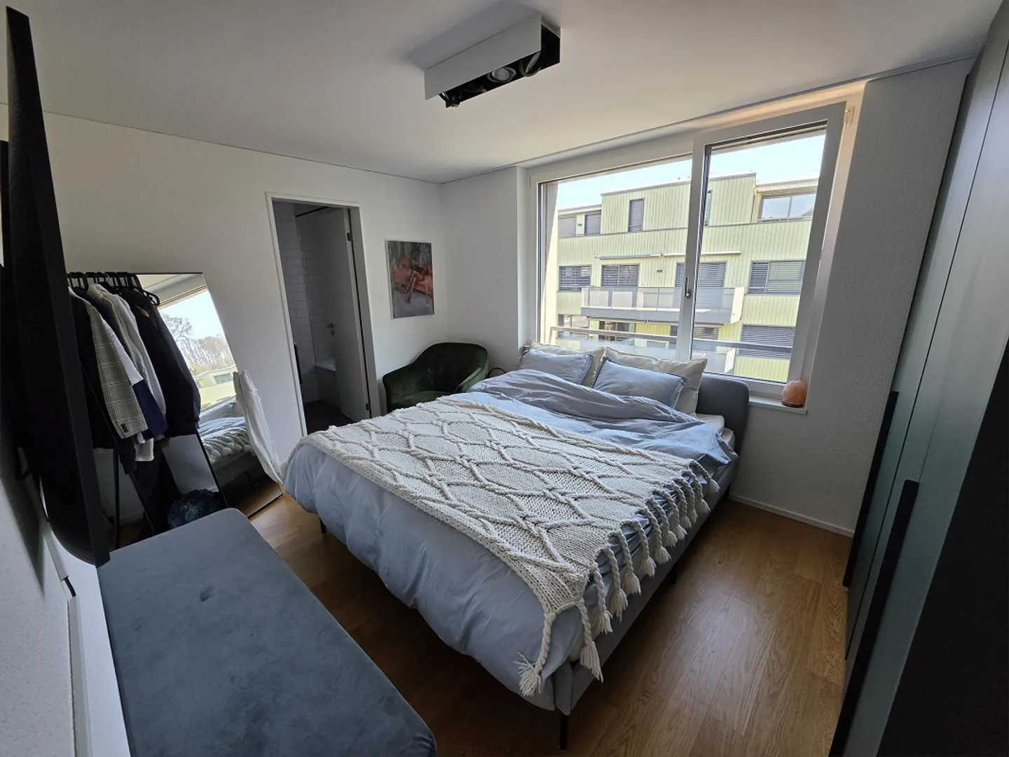 Appartamento di 4.5 locali con vista sulla foresta a Freienbach - Foto 5 di 14