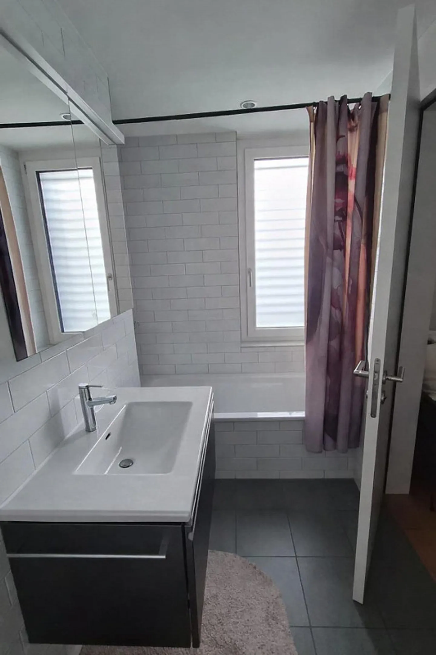 Appartamento di 4.5 locali con vista sulla foresta a Freienbach - Foto 8 di 14