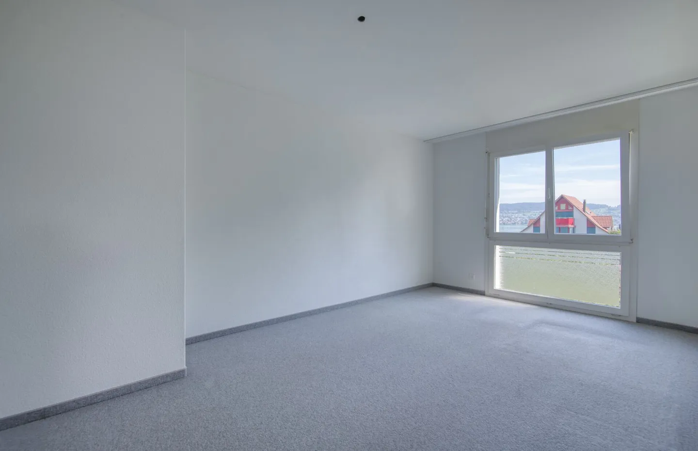 Luminoso appartamento di 4½ stanze con balcone giardino d'inverno - Foto 9 di 13