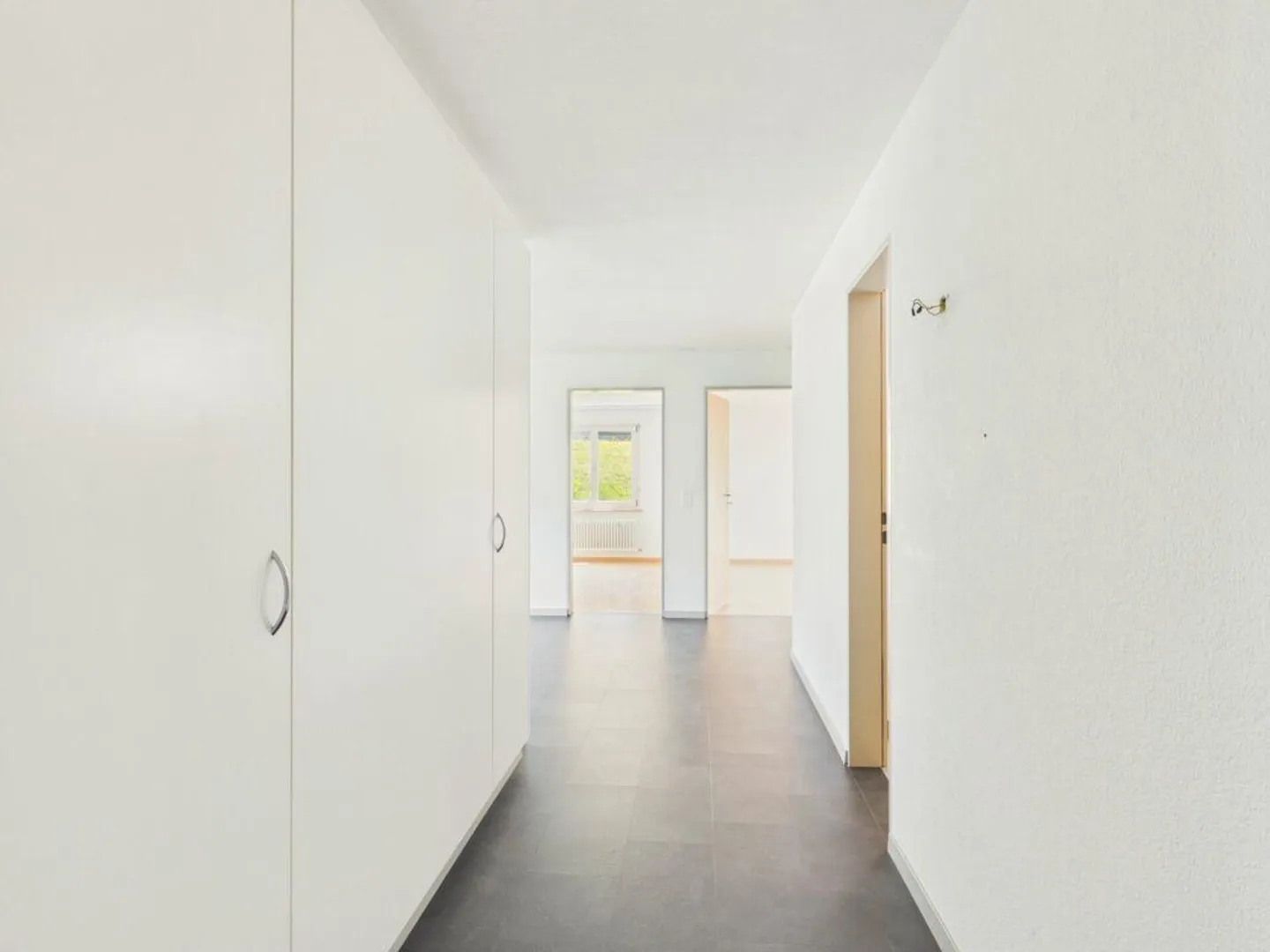 Renovierte Wohnung mit Sitzplatz - Foto 7 von 9