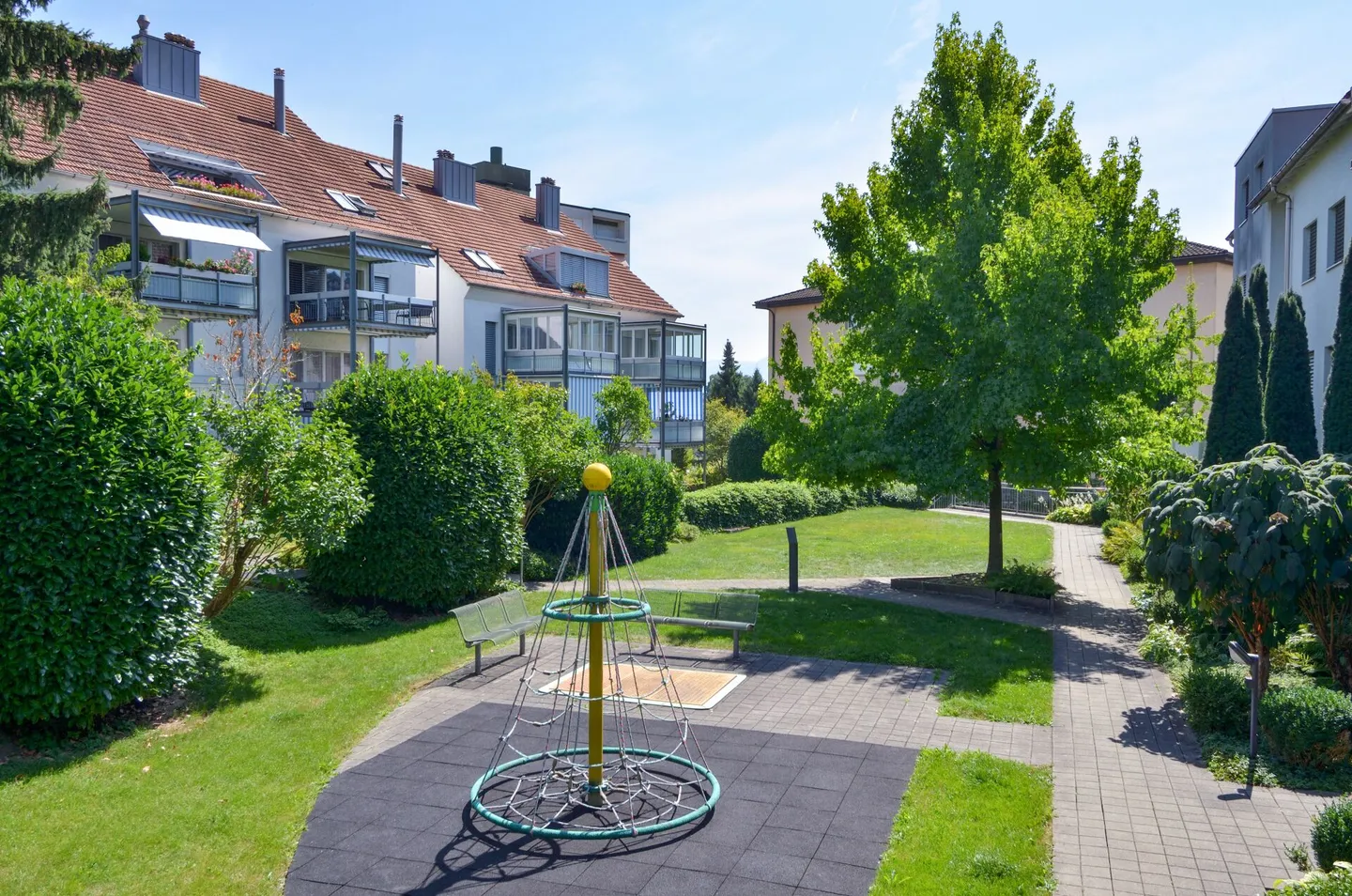 Luminoso appartamento di 4½ stanze con balcone giardino d'inverno - Foto 13 di 13