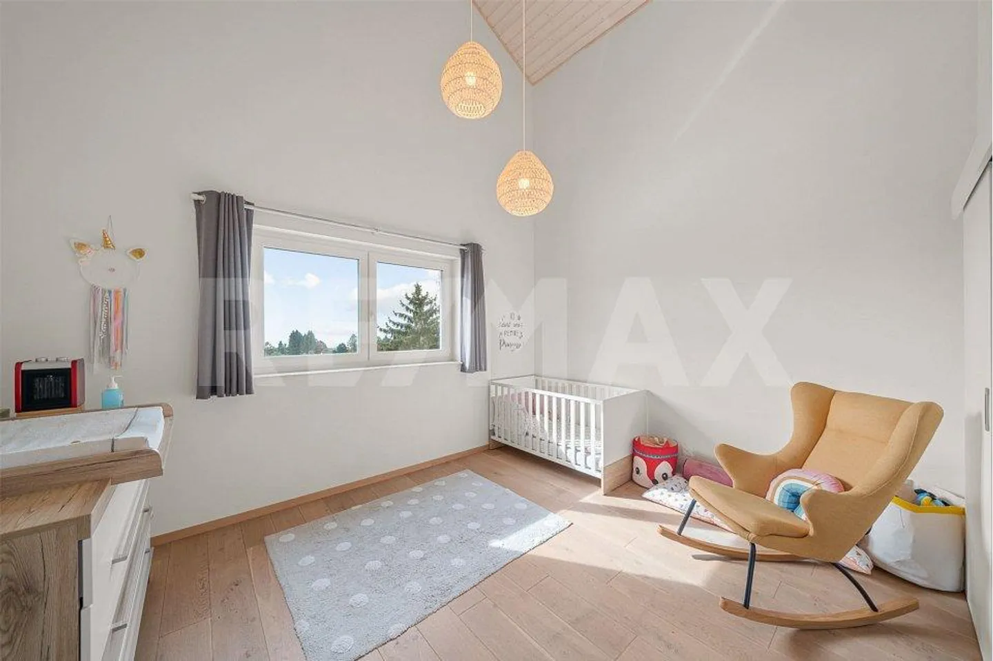 EPALINGES - High-end property with breathtaking views - Photo 13 of 13