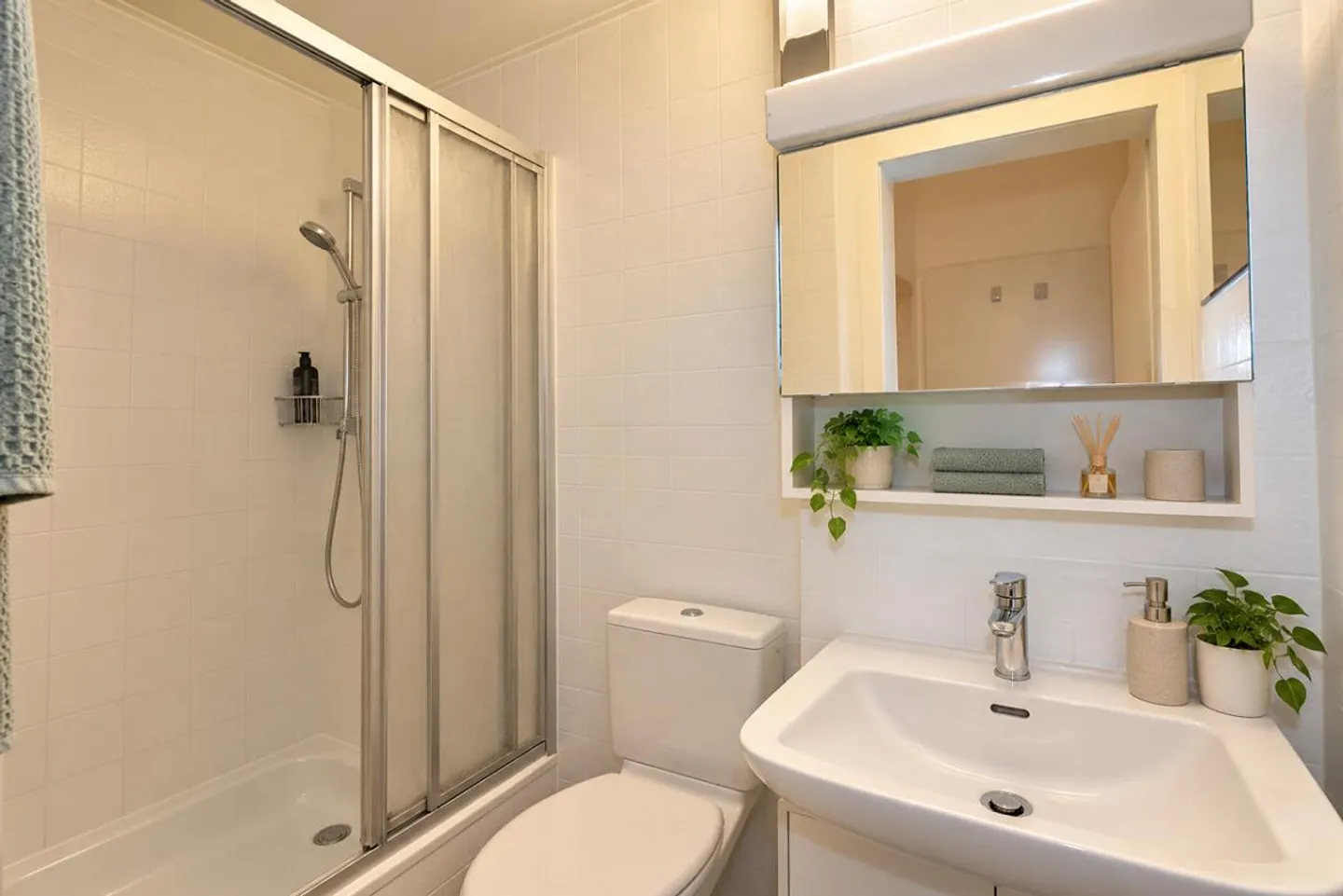 Cozy 3-room apartment with charm in Basel - Photo 8 of 8