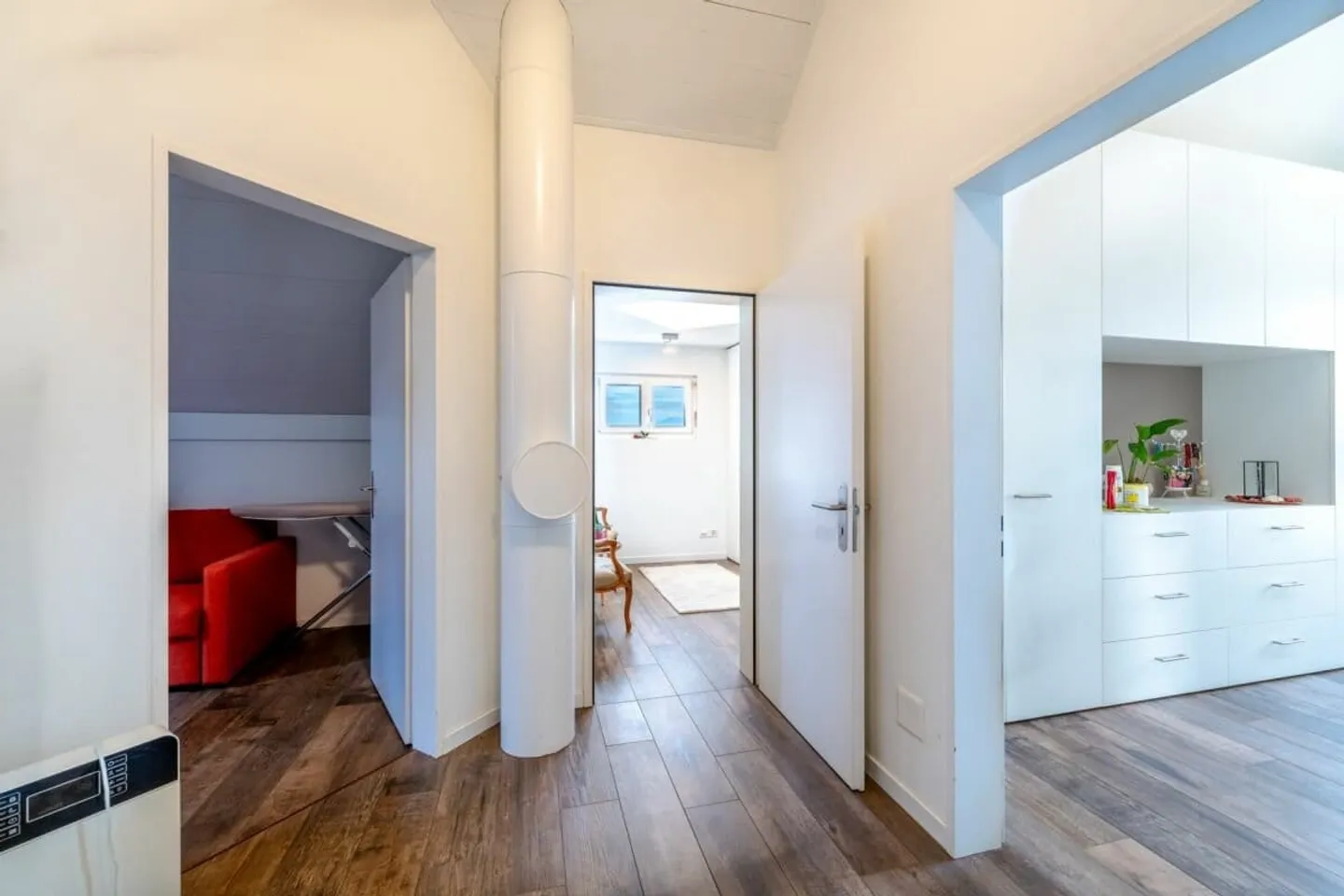 Charming Family Home with Views - Photo 10 of 13