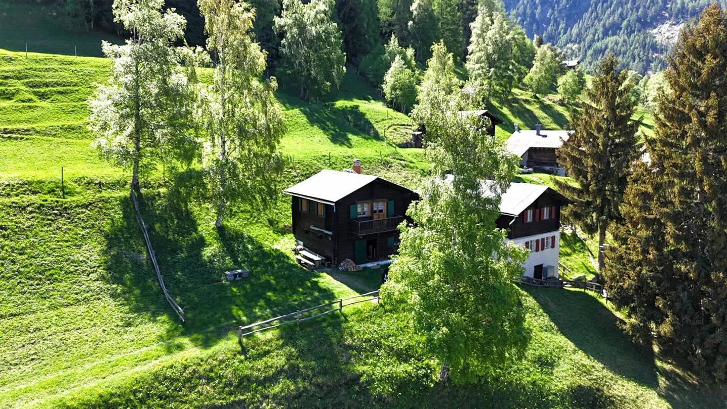Charmante Alphütte mit atemberaubender Aussicht - Foto 2 von 16