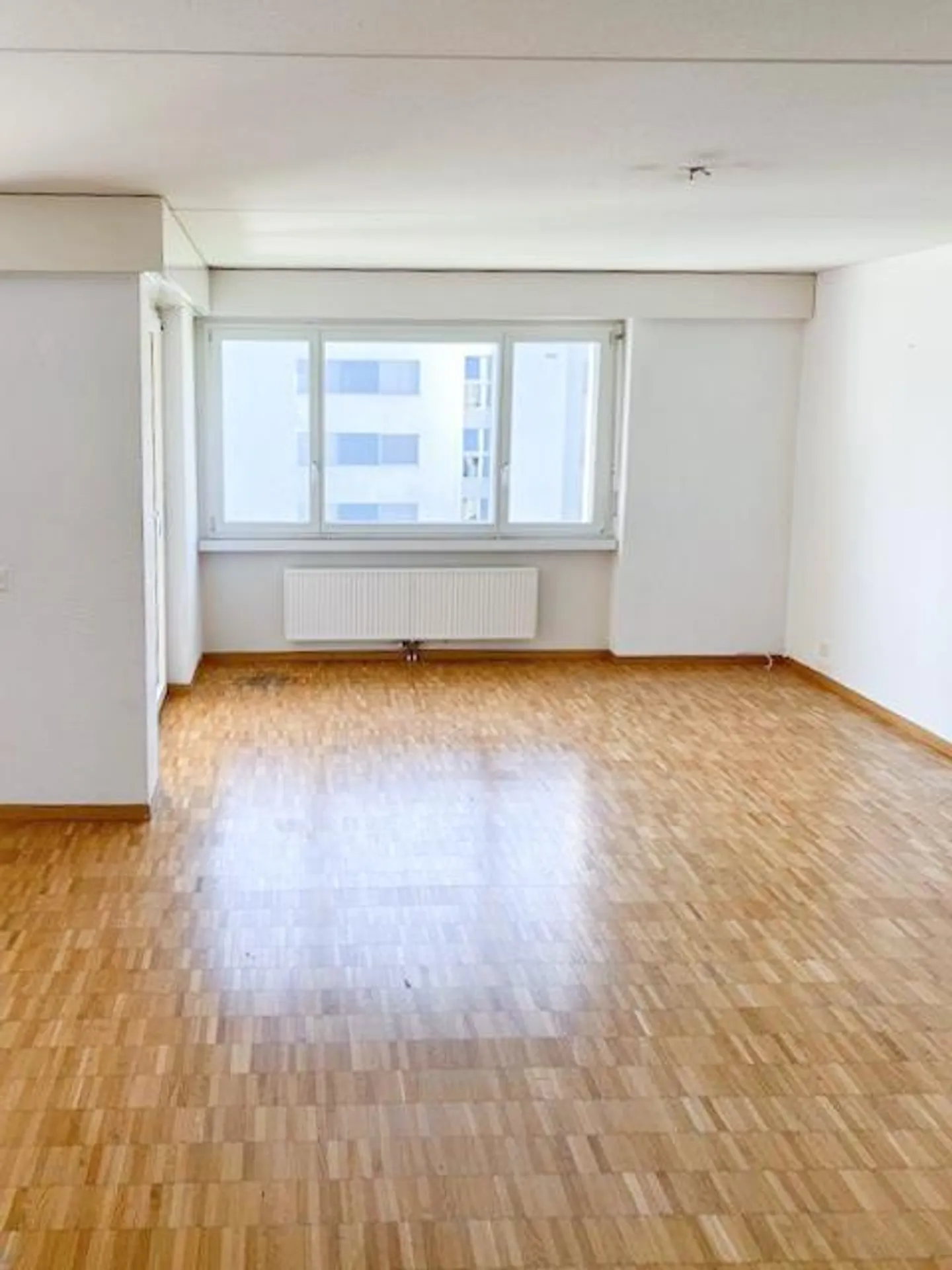 Geräumige Familienwohnung in Emmenbrücke - Foto 3 von 9