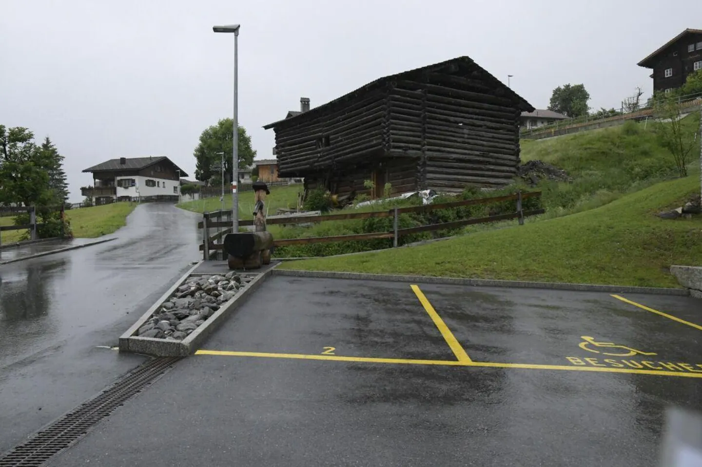 Espace de stationnement - Photo 3 sur 5