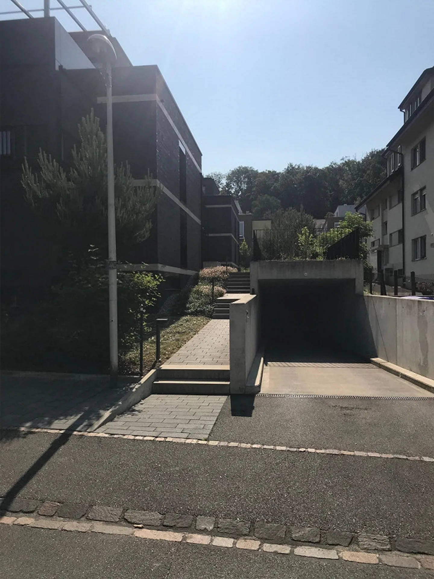 Parking spaces for rent at Magrethenstrasse 10 - Photo 2 of 2