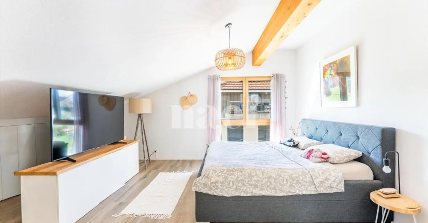 Charmant appartement en attique à Prez - Photo 7 sur 11