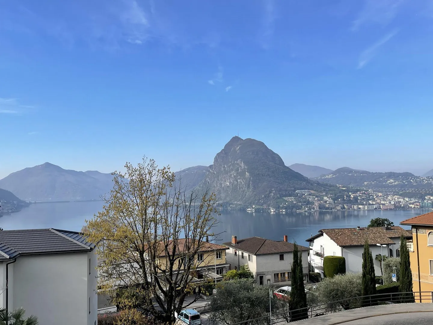 APPARTAMENTO 3.5 DUPLEX CON MERAVIGLIOSA VISTA LAGO - Foto 13 di 13