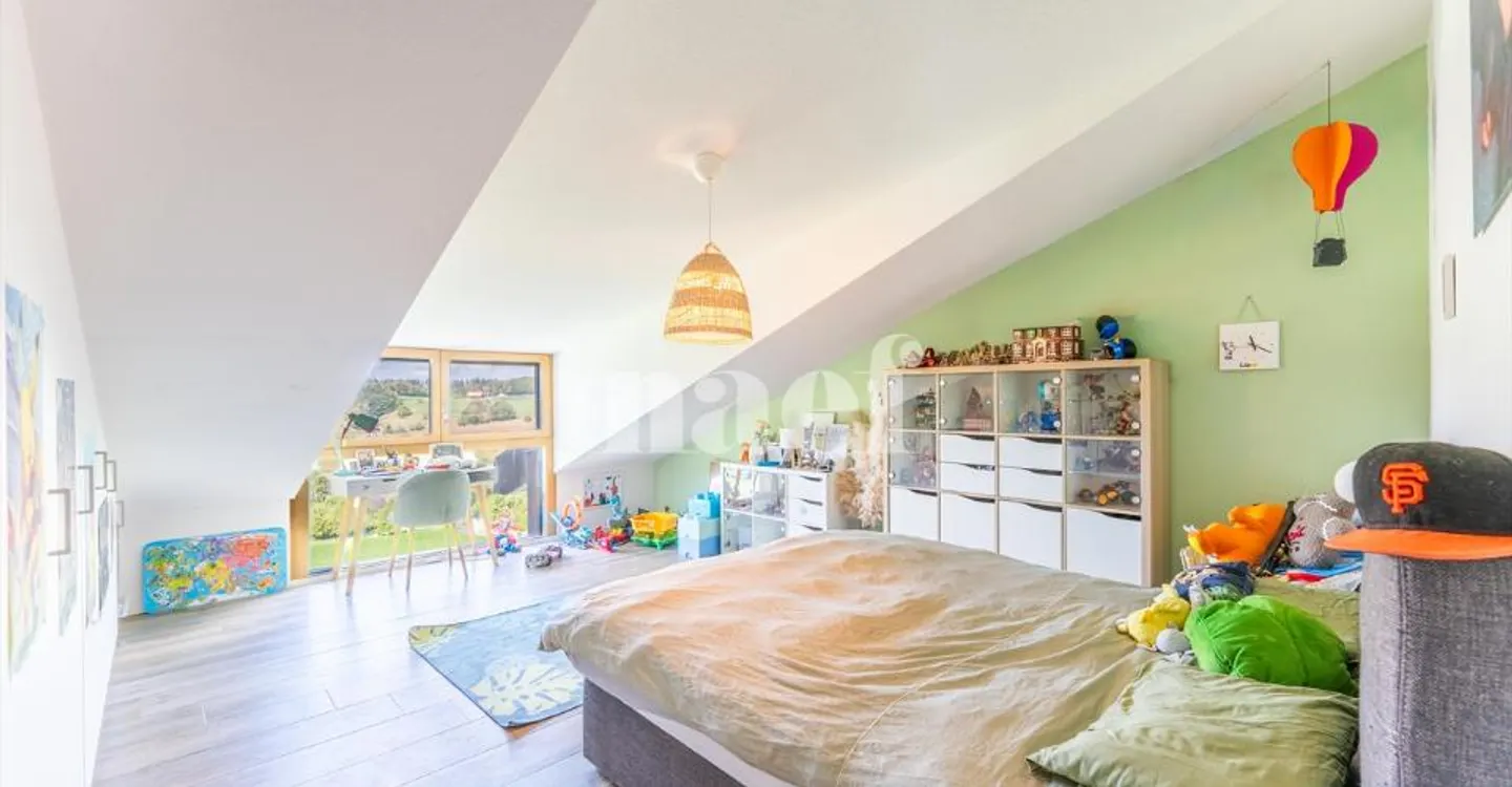 Charmant appartement en attique à Prez - Photo 5 sur 11