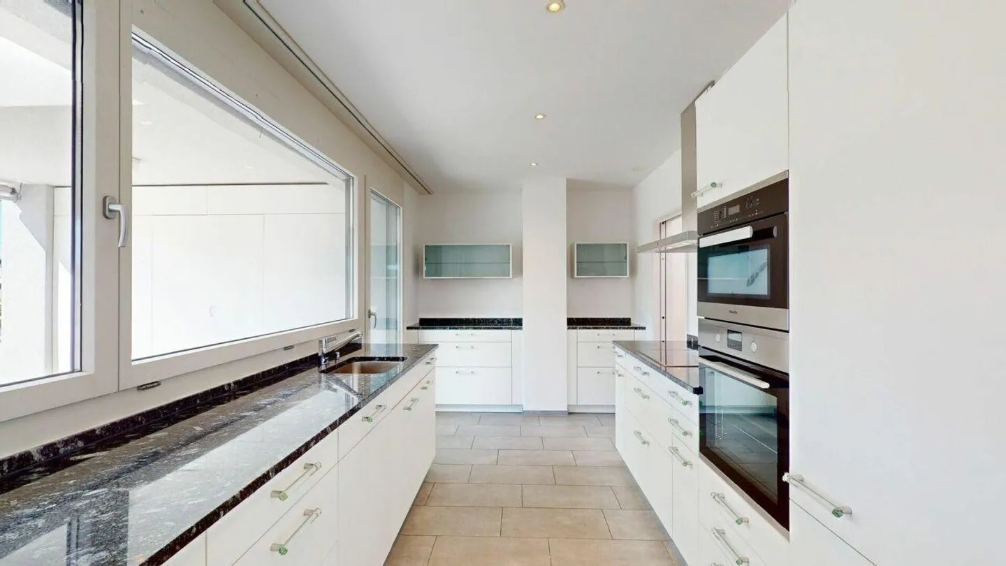 Penthouse avec grande terrasse ensoleillée - Photo 4 sur 13