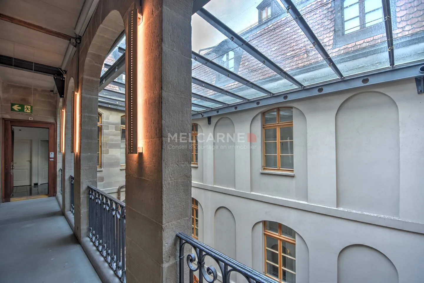 Bureaux de 179 m2 Rue du Rhône  - Photo 1 sur 2