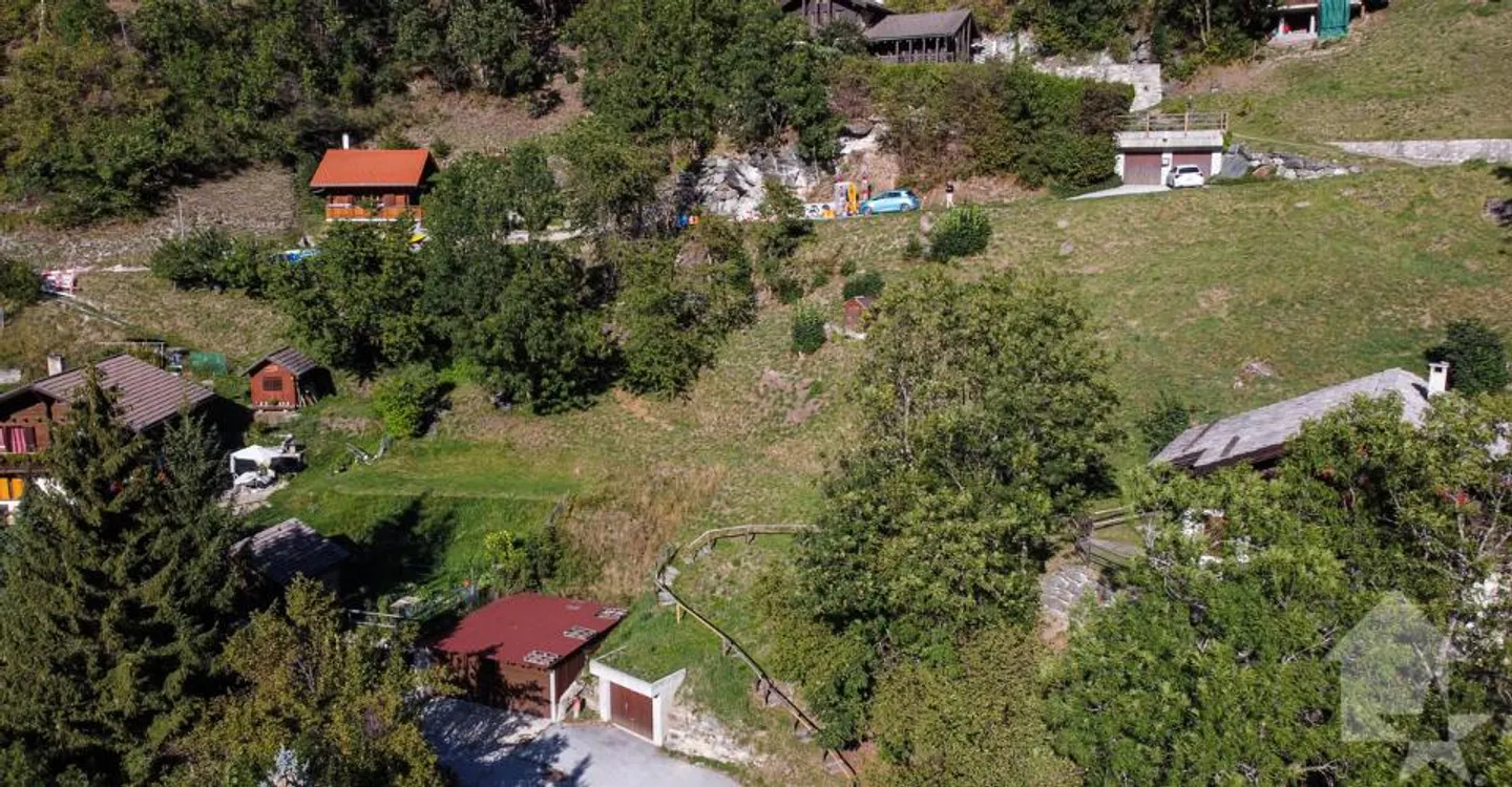 Splendid building plot on the heights of Vissoie - Photo 2 of 5