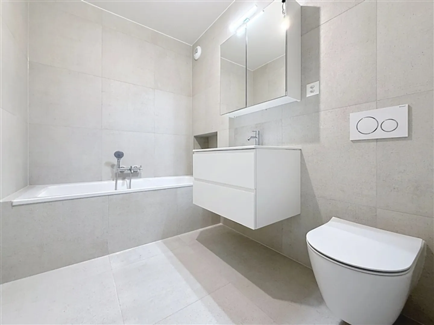 Very nice new apartment with terrace and garden in a small co-ownership - Photo 6 of 9