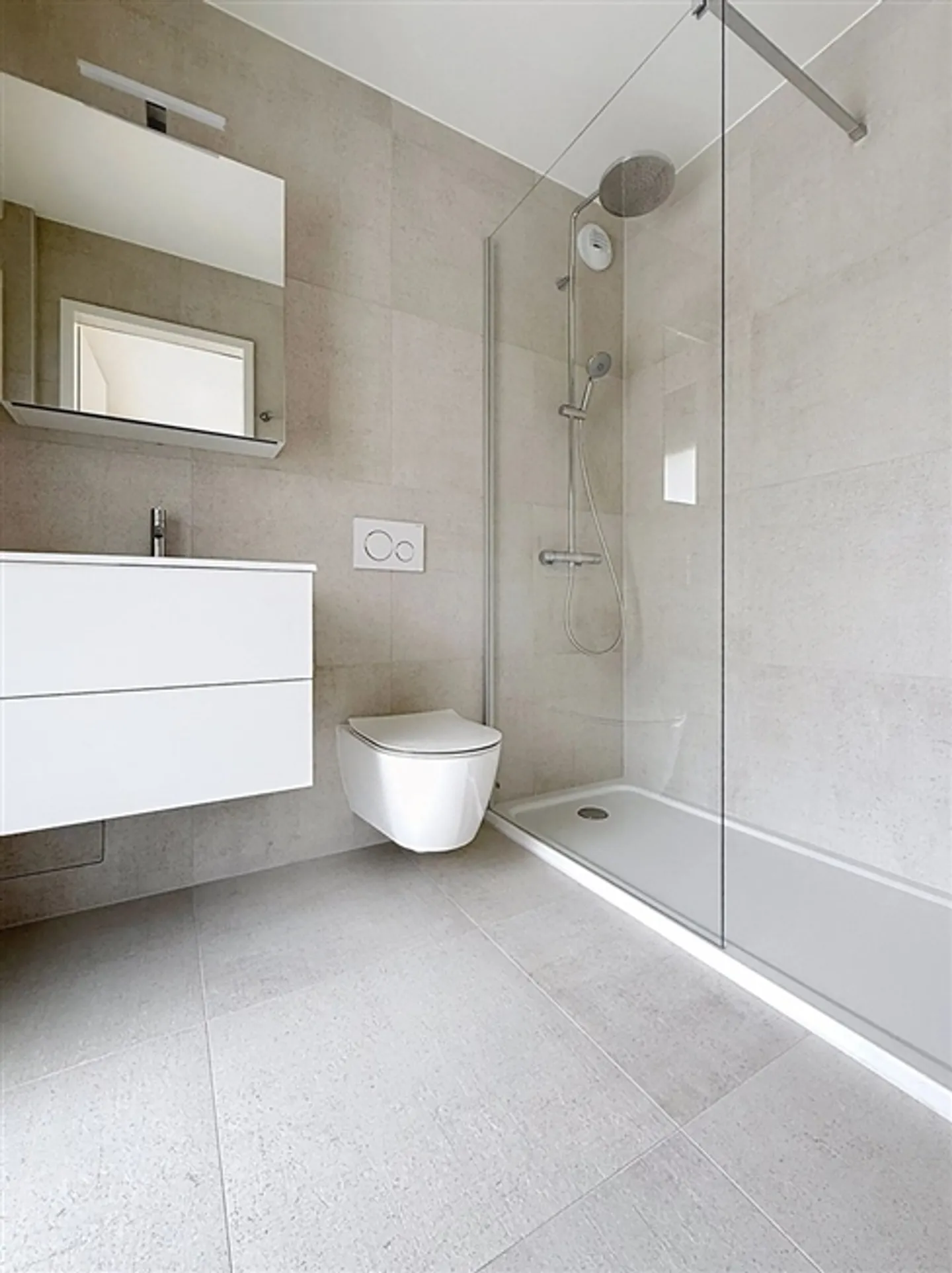 Very nice new apartment with terrace and garden in a small co-ownership - Photo 9 of 9