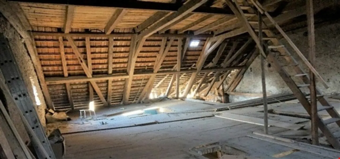 «Exklusives Mehrfamilienhaus in Klingnau - drei grosszügige Wohneinheiten in idyllischer Lage» - Foto 4 di 10