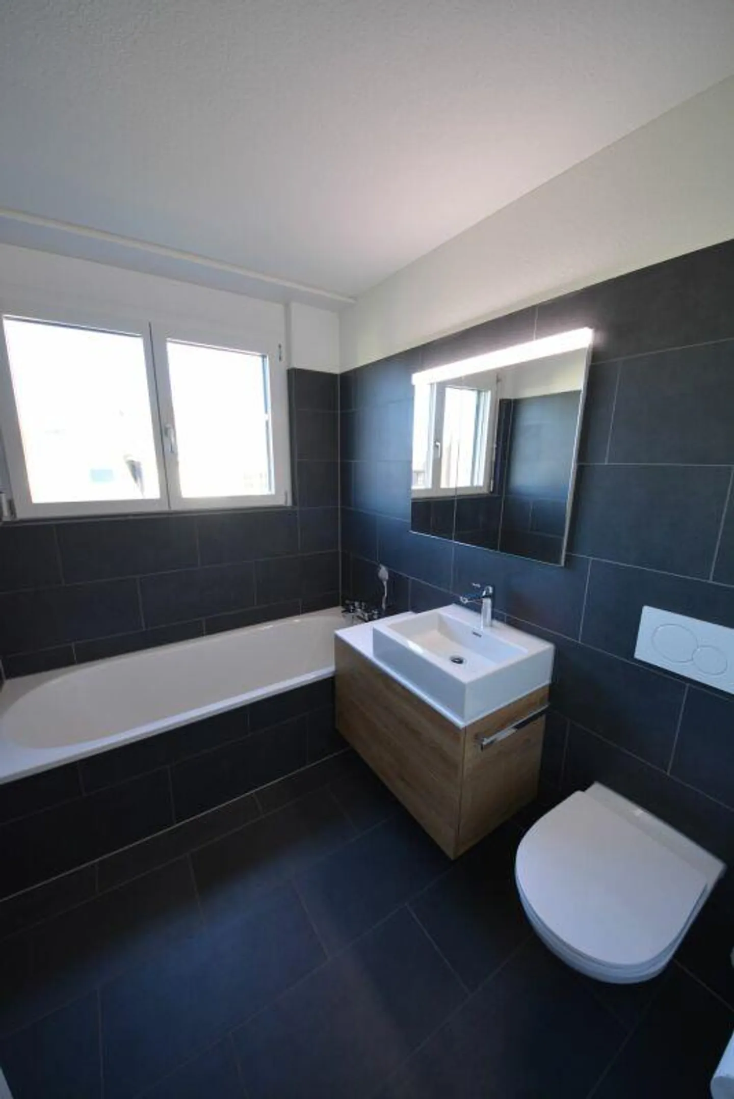 Appartamento attico/maisonette moderno di 6,5 stanze in posizione centrale... - Foto 7 di 11