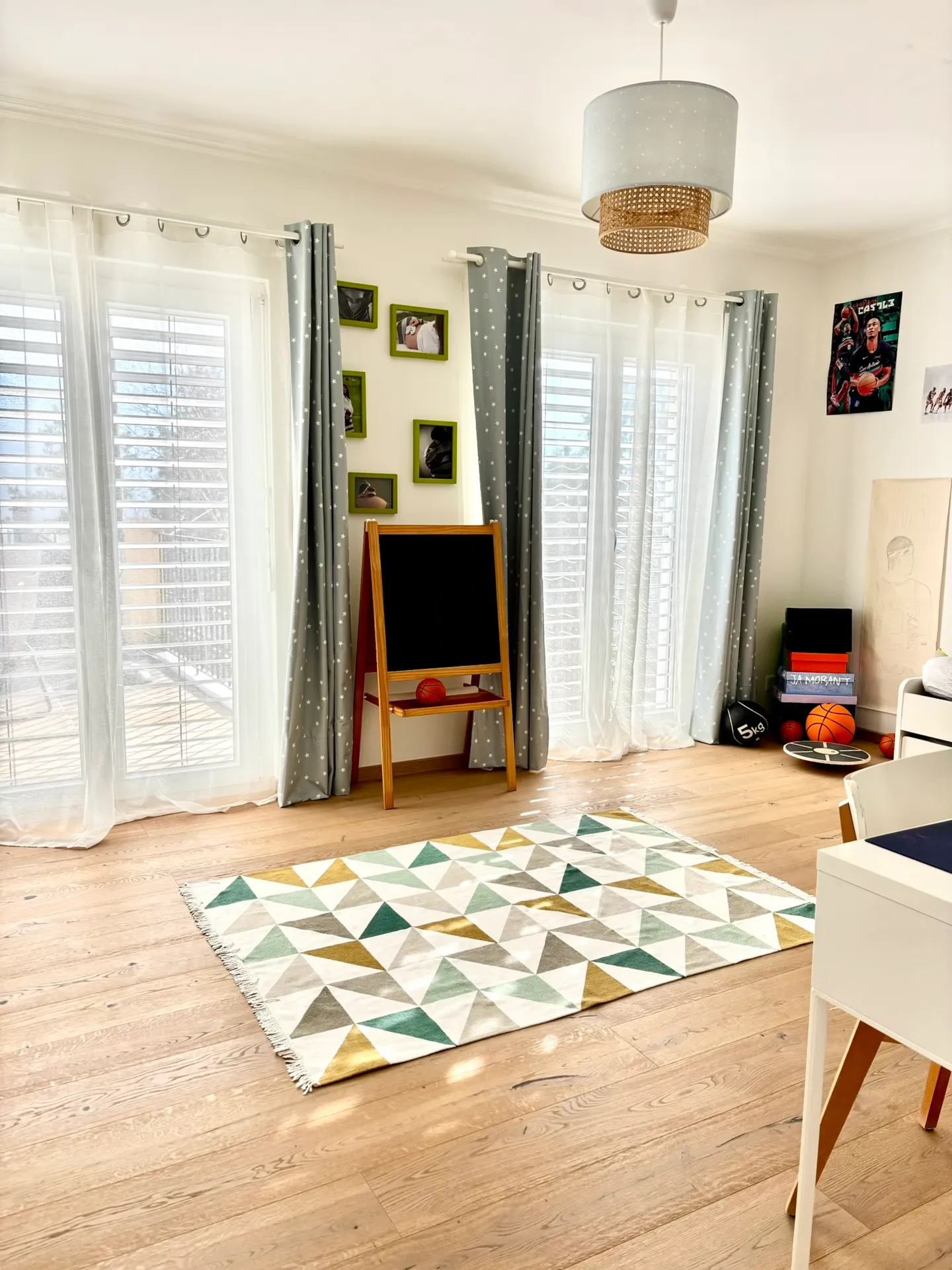 Luxury Villa with Mountain View - Photo 10 of 20