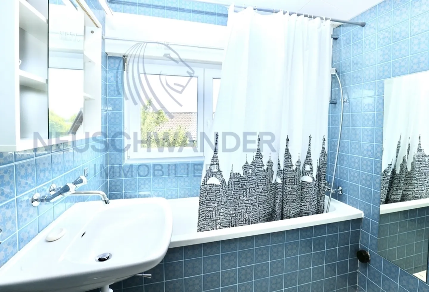 Close to nature large family house with two apartments - Photo 7 of 20