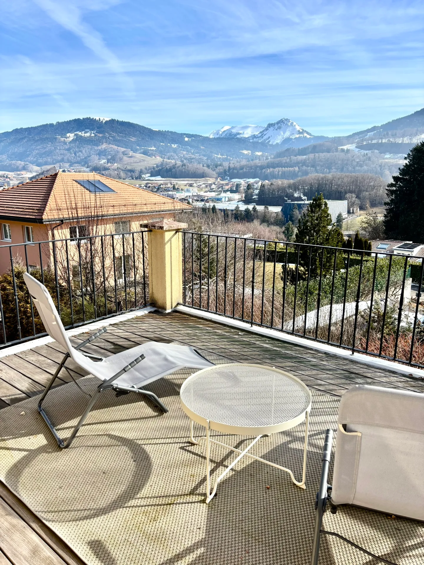 Luxury Villa with Mountain View - Photo 18 of 20