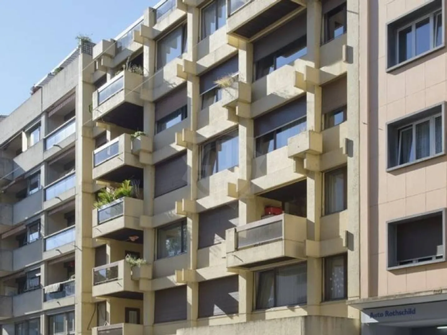 Parking - Geneva - Photo 3 of 4