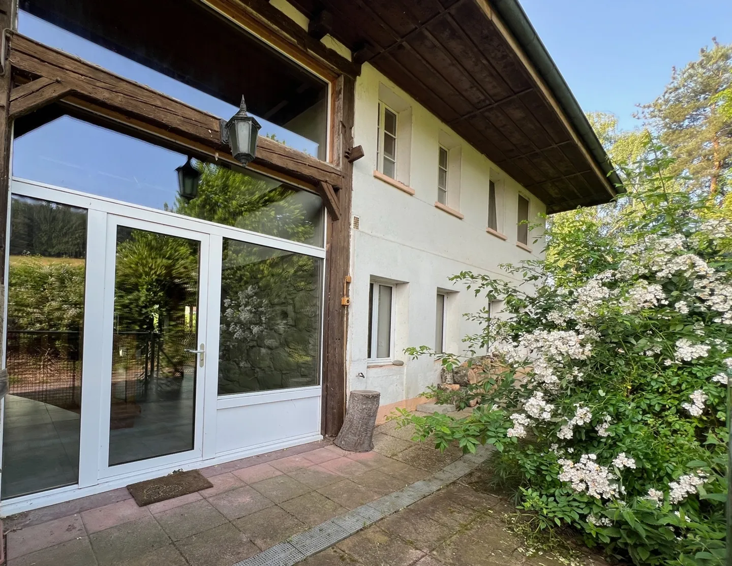 Farmhouse converted into 2 spacious apartments - Photo 1 of 8